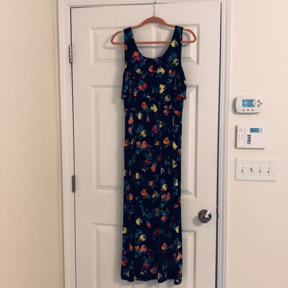 Floral Maxi Dress 🌼